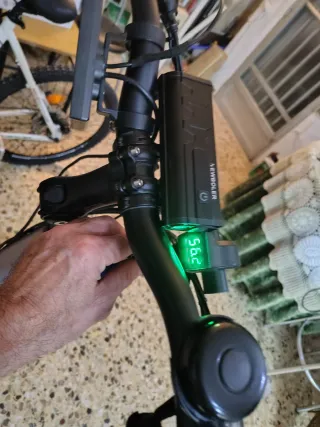 Bicicleta Eléctrica con Bolsa