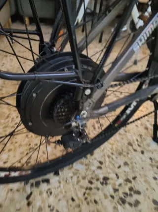 Bicicleta Eléctrica con Bolsa