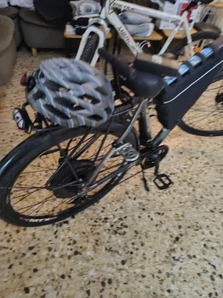 Bicicleta Eléctrica con Bolsa