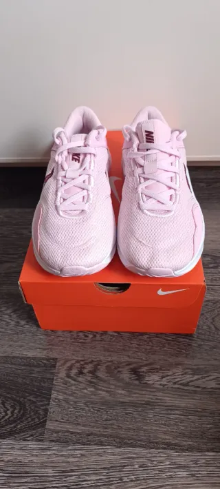 Zapatillas Nike Rosas y Blancas