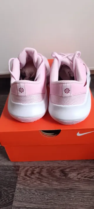 Zapatillas Nike Rosas y Blancas