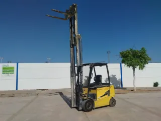 Carretilla elevadora eléctrica Hyundai