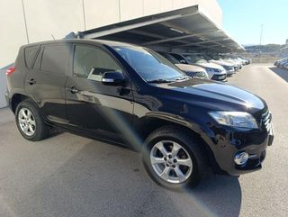 TOYOTA RAV4 2.2 D-4D Advance Cross Sport 4x4