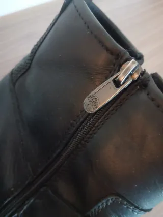 Stivaletti Timberland neri con fibbie