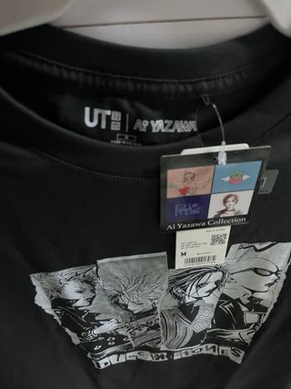 Camiseta Uniqlo Nana Ai Yazawa Black Stones Talla