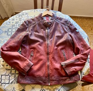 Chaqueta cuero rojo granate degradado