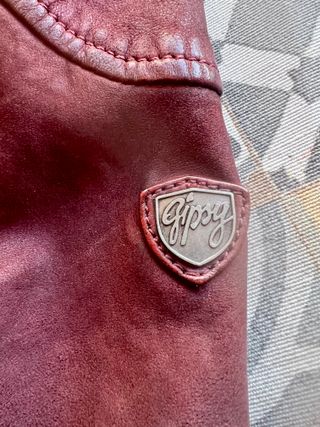 Chaqueta cuero rojo granate degradado