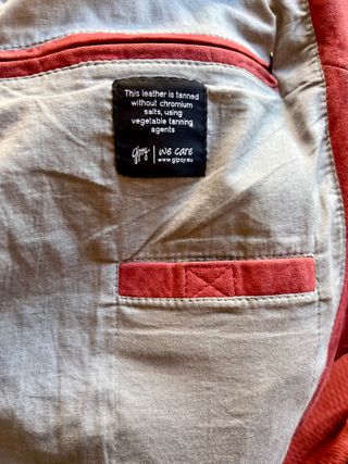 Chaqueta cuero rojo granate degradado