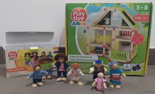Casa de muñecas Play Junior Lidl con familia. 5en1