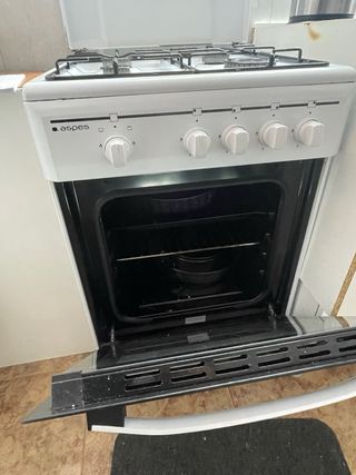 Horno de cocina blanco