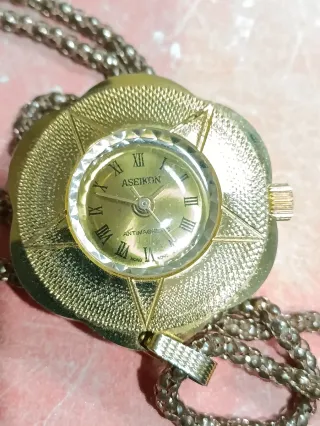 Orologio pendente Aseikon anni 60