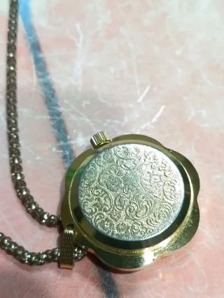 Orologio pendente Aseikon anni 60