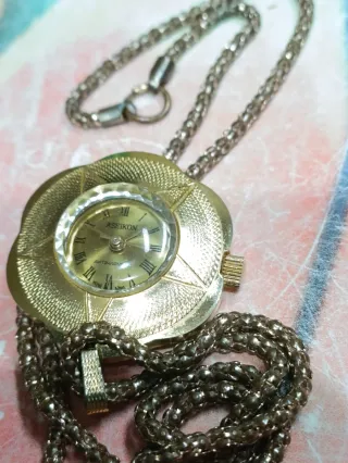 Orologio pendente Aseikon anni 60