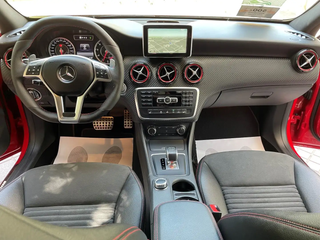 Mercedes-Benz Clase A 45 AMG 7G 2015