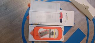 3x Vetro Temperato NEWC per iPhone 16 Pro/17