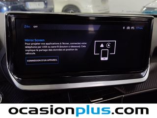 Peugeot 2008 Allure Hybrid eDCS6 100 kW (136 CV)