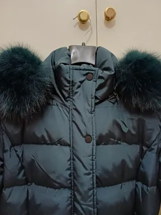 Giubbotto imbottito verde con cappuccio