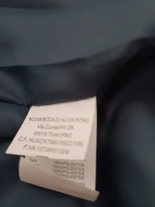 Giubbotto imbottito verde con cappuccio