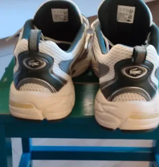 Zapatillas Lacoste Oro y Blanco