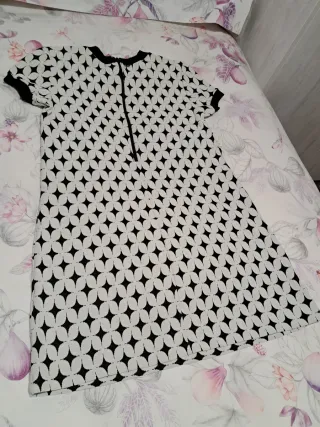 Vestido Zara estampado geométrico