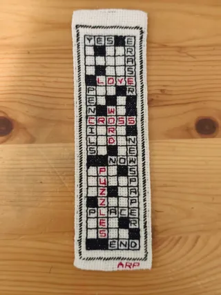 Segnalibro fatto a mano con cruciverba