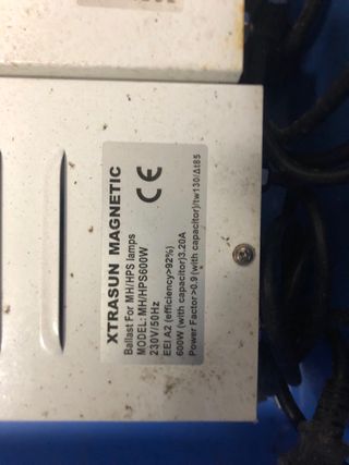 Reflector para Focos y Balastros+bombillas