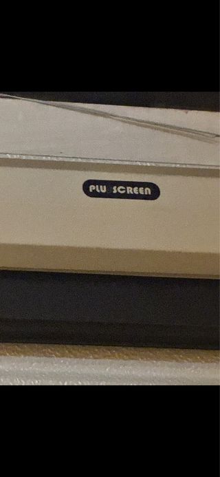 Proyector HD y Pantalla 2x2