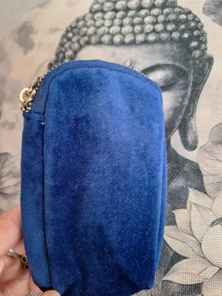 Pitillera azul de terciopelo