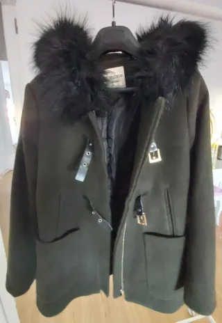 Abrigo Romane verde talla única