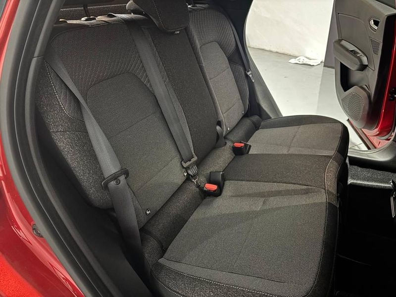 Renault Captur 2025, foto 8