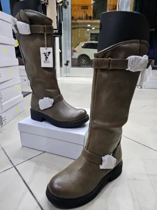 Stivali donna color tortora