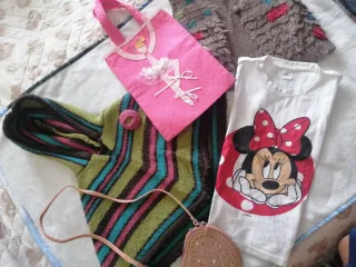 Set bambina mantella + maglia + 2 borse 3/5 anni