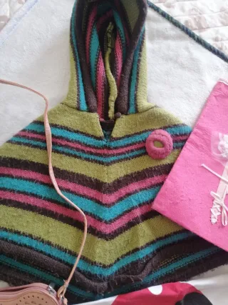 Set bambina mantella + maglia + 2 borse 3/5 anni