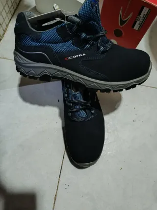 Zapatos de trabajo COFRA talla 41