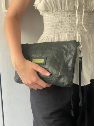 NUEVO. Bolso Piel Pistachito Verde