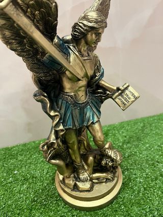 NOVEDAD. ARCÁNGEL SAN MIGUEL. PROTECCCION DISEÑO