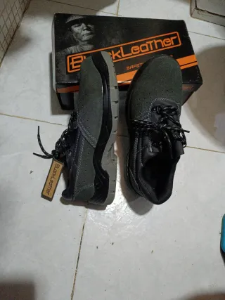 Zapatos de trabajo BlackLeather talla 41