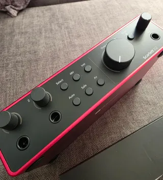 Focusrite Scarlett 2i2 4a Gen