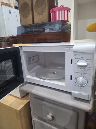 Microondas Svan Blanco