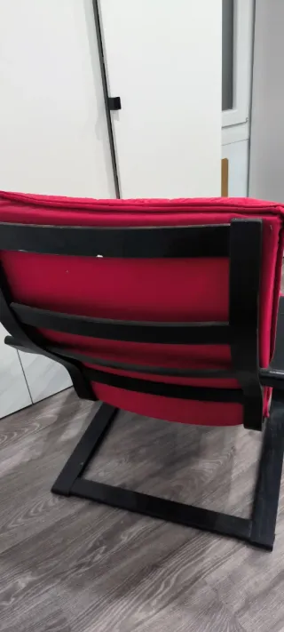 Mecedora Ikea Negra y Rosa