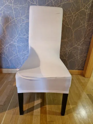 Mesa comedor extensible y 4 sillas