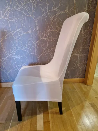 Mesa comedor extensible y 4 sillas