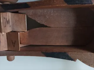 Antico carillon in legno