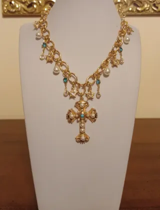 Collana con croce gioiello stile retrò