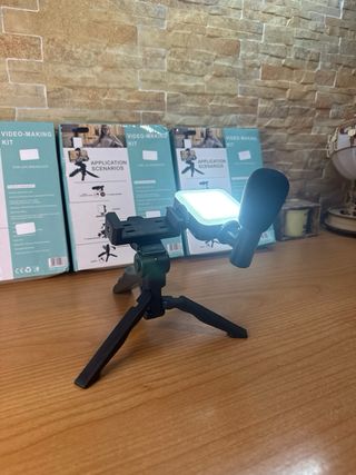 Supporto treppiede/mano per smartphone