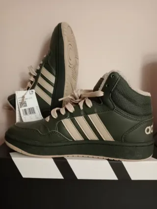 Scarpe Adidas Hoops Mid Verdi