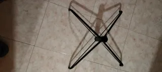 Piede per albero di Natale in metallo nero