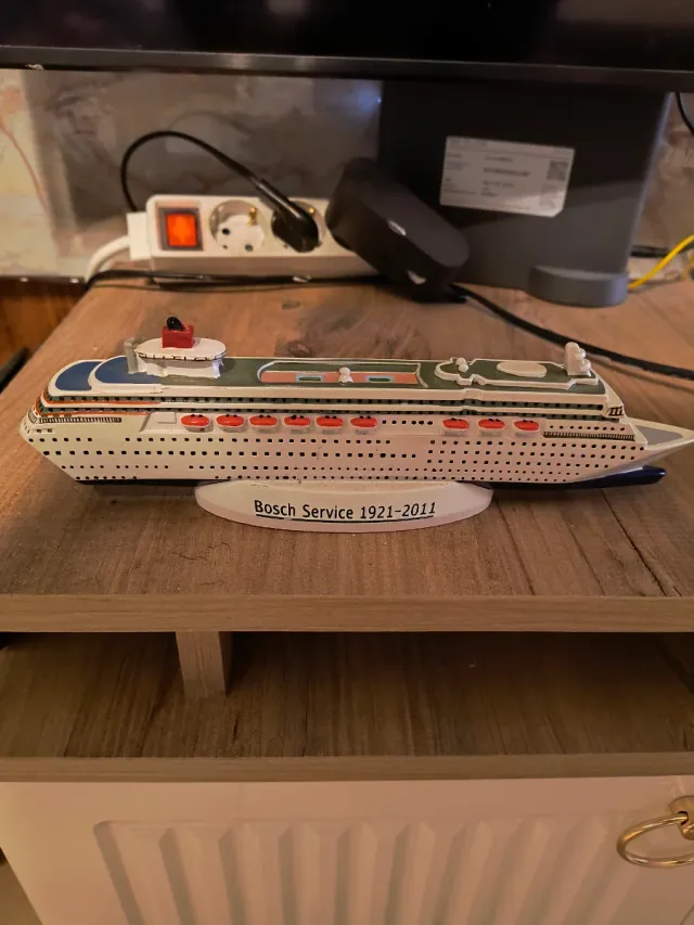 Modello di nave da crociera Bosch Service