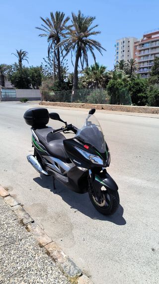 Kawasaki J125 Scooter