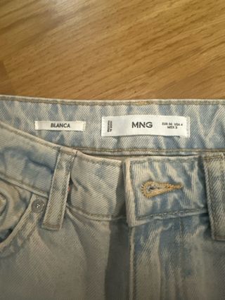 Pantalón vaquero Mango azul claro
